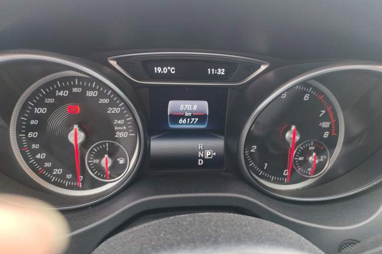 Used Mercedes-Benz GLA 2019 GLA 200 Dynamic Edition Odometer Close Up