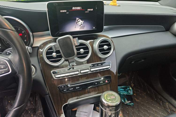 Used Mercedes-Benz GLC 2019 GLC 260 L 4MATIC Dynamic Model Audio And AC Panel