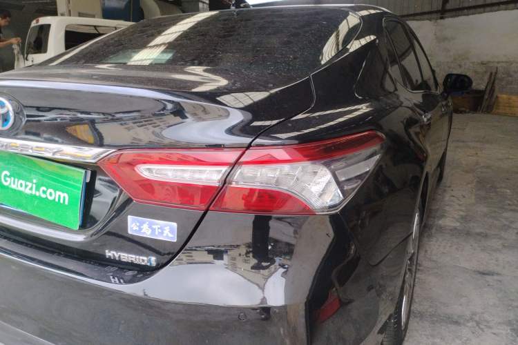 Used Toyota Camry 2019 Dual-Engine 2.5 HG Luxury Edition China VI Standard Exterior 3