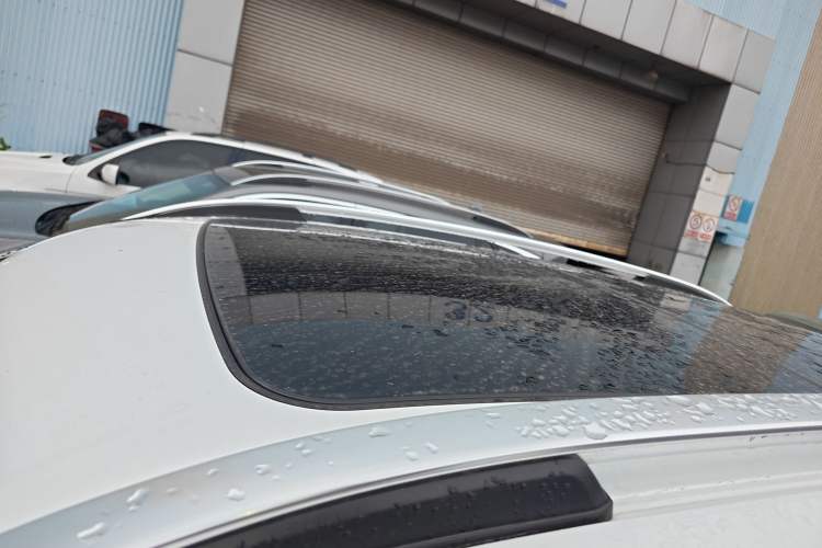 Used Lynk & Co 01 2019 2.0T Two-Wheel-Drive Pro Version China VI Standard Roof