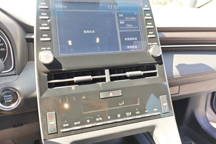 Used Toyota Avalon 2019 2.0L XLE Premium Edition China VI
