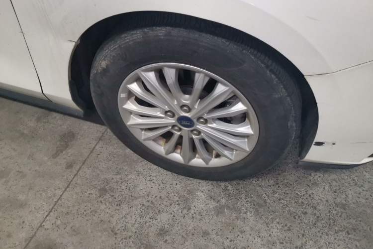 Used Ford Focus 2019 Sedan EcoBoost 180 Automatic Trend Edition