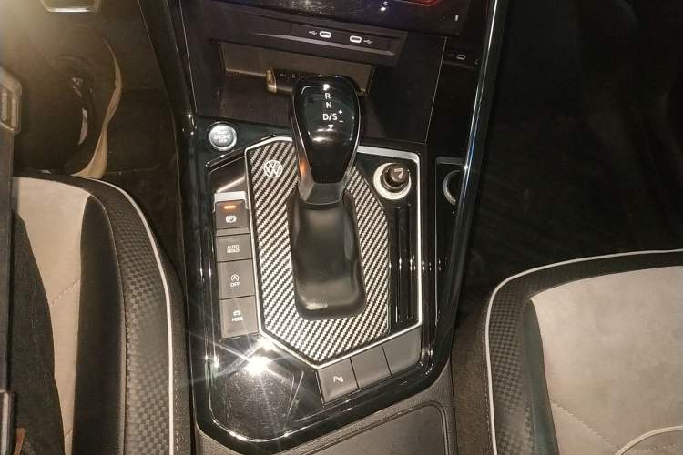 Used Volkswagen Tayron X 2020 330TSI Two-Wheel Drive Luxury Smart Connectivity Version
