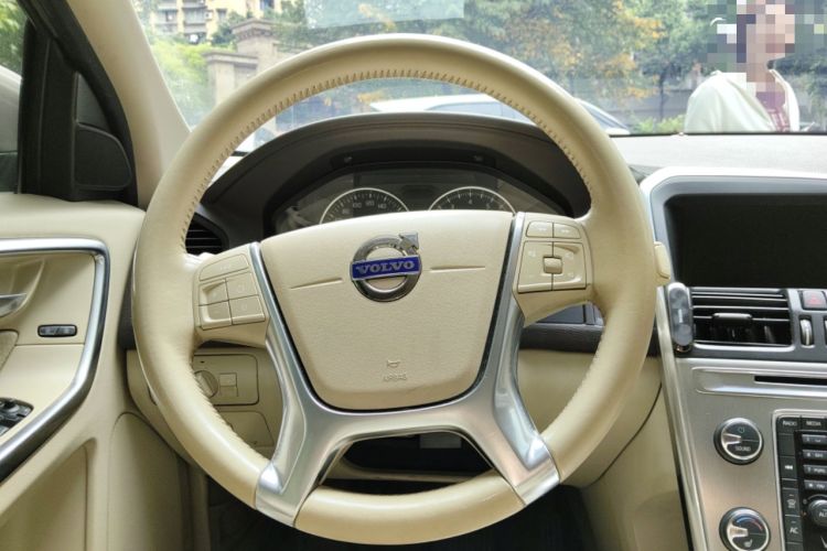 Used Volvo XC60 2012 T6 AWD Comfort Edition
