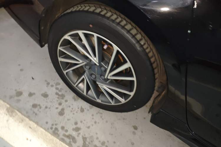 Used Lynk & Co 03 2022 1.5TD DCT JingPlus Exterior 5