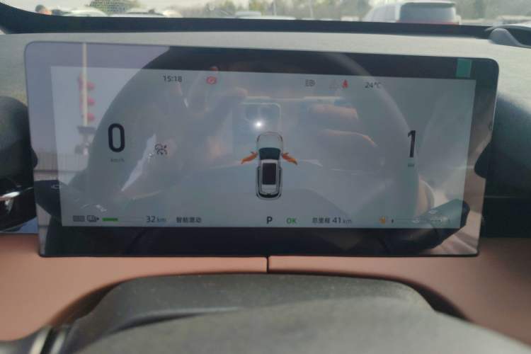 Used CHANGAN UNI-Z New Energy 2025 Model, Smart New Blue Whale 125km Battleship+ Version Instrument Cluster