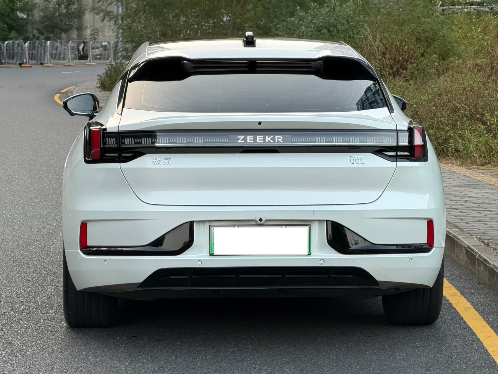Zeekr 001 2023 WE Edition 100 kWh — снимка 5