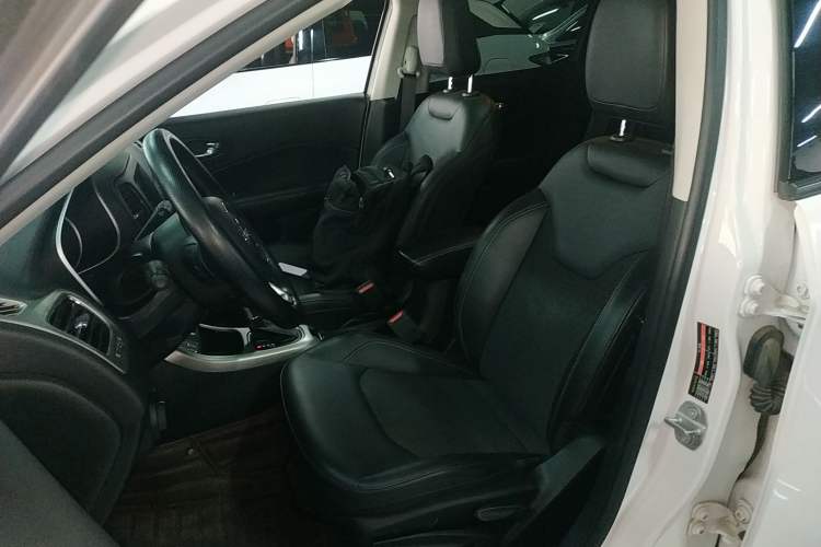 Used Jeep Compass 2019 200T Automatic Enjoyment - Connected Large Screen Version