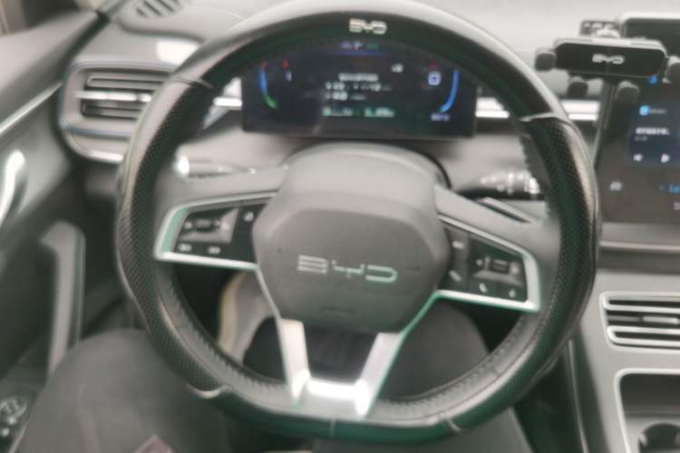 Used BYD Destroyer 05 2024 HONOR Edition DM-i 55KM Luxury Model Steering Wheel