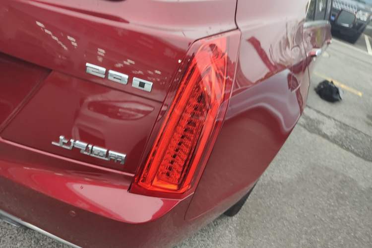 Used Cadillac ATS-L 2017 28T Tech Edition Right Rear Taillight