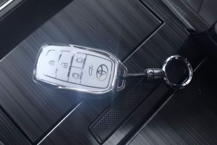 Used Toyota SIENNA 2024 2.5L Hybrid Prestige Deluxe Edition
