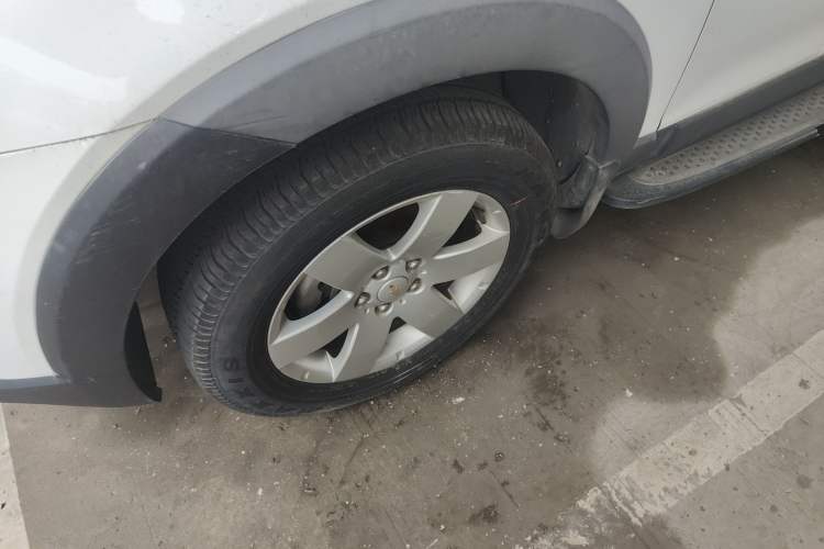 Used Chevrolet Captiva 2014 2.4L Two-Wheel Drive Urban Version 7 Seats