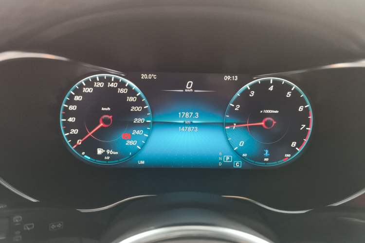 Used Mercedes-Benz GLC 2020 GLC 260 L 4MATIC Luxury Model Instrument Cluster