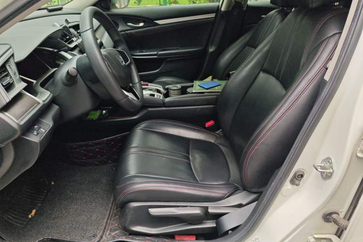 Used Honda Civic 2016 220TURBO CVT Luxury Edition Left Front Seat