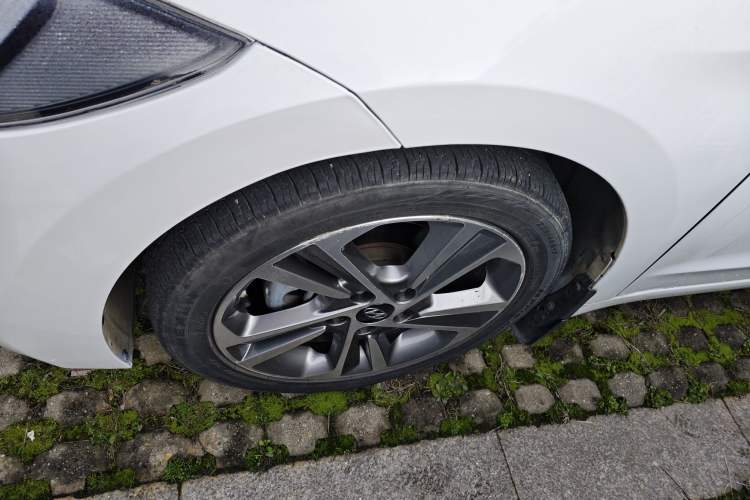 Used Hyundai Elantra (6th Generation / Lingdong) 2016 1.6L Automatic ZhiXuan · Luxury Version