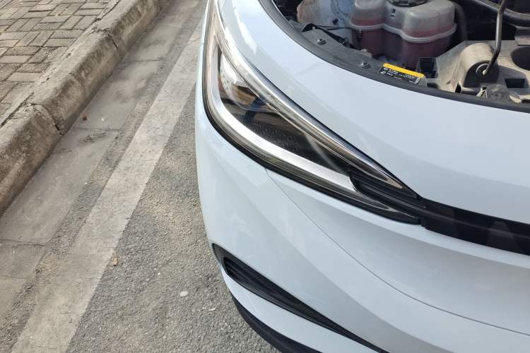 Used Volkswagen ID.4 X 2023 Upgraded Model Pure Long-Range Version Right Front Headlight