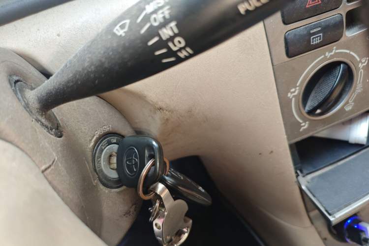 Used Toyota Corolla EX 2011 1.6L Automatic Classic Edition Vehicle Key