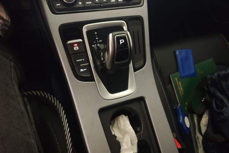 Used Geely Auto Emgrand X7 Sport 2021 1.8TD DCT Two-Wheel Drive Asian Games Comfort Edition Gear Lever