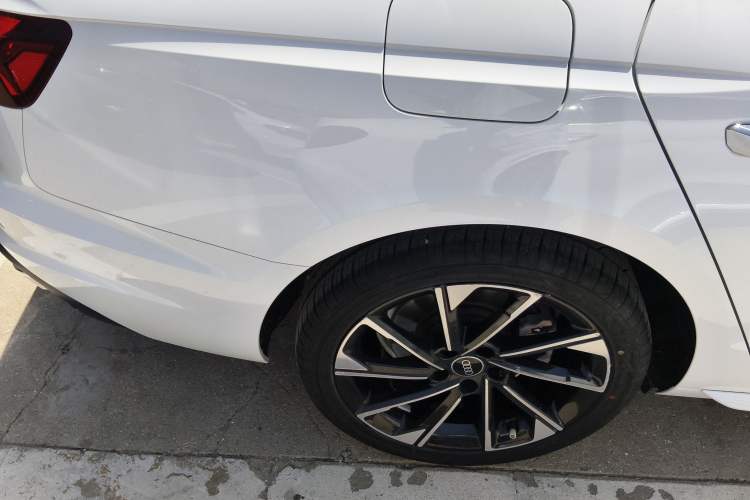 Used Audi A4L 2022 40 TFSI Stylish and Elegant Edition