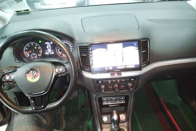 Used Volkswagen Sharan 2018 Revised Version 380TSI Comfort Edition 7-Seater
