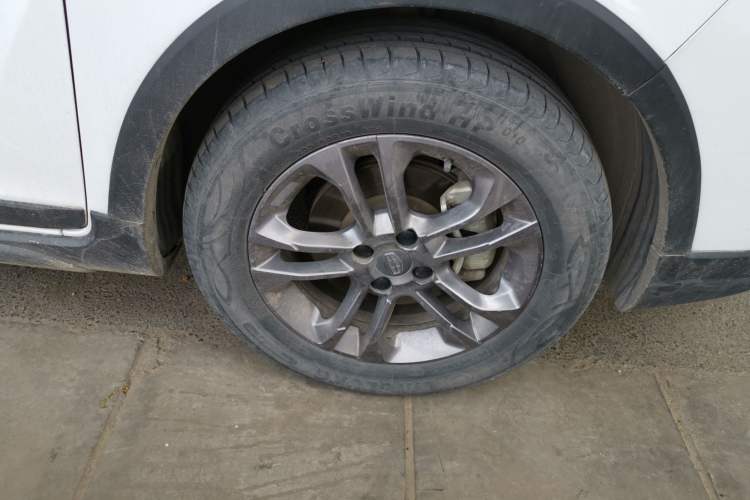 Used Geely Auto Vision X3 2020 1.5L CVT Luxury Model Right Front Wheel Hub