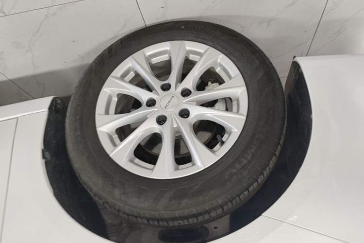 Used Roewe i5 2023 1.5L CVT Luxury Edition
