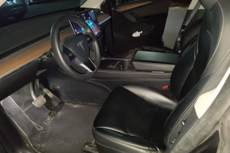 Used Tesla Model Y 2022 Rear-Wheel-Drive Version