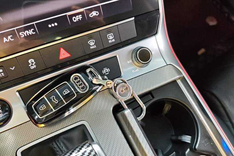 Used Audi A6L 2022 40 TFSI Luxury Prestige Edition Vehicle Key