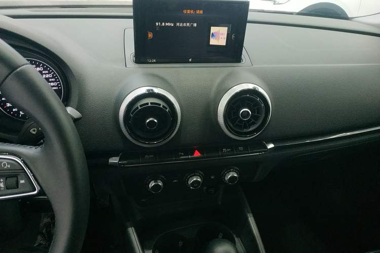 Used Audi A3 2020 Limousine 35 TFSI Fashion Edition China VI Emission Standard
