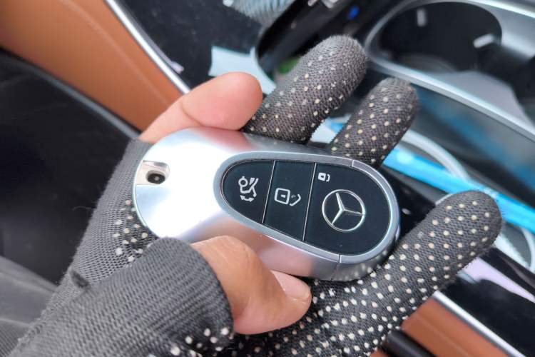 Used Mercedes-Benz S-Class 2023 Updated S 400 L Luxury Edition Vehicle Key