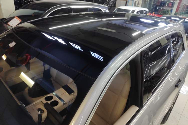 Used Li Auto L8 2023 Pro Model
