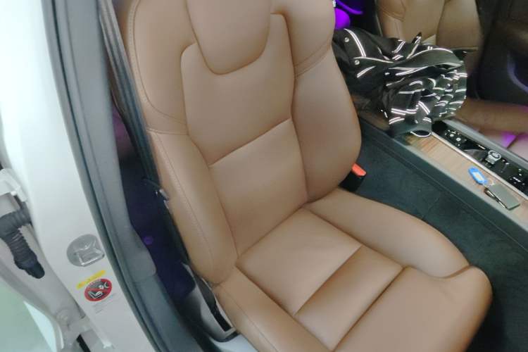 Used Volvo S60 2024 B4 Zhiyuan Luxury Edition Right Front Seat
