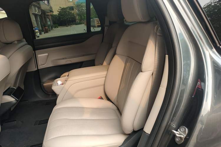 Used Nio ES8 2023 75 kWh Executive Edition