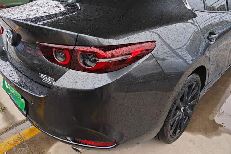 Used Mazda 3 Axela 2025 Model, 2.0L Automatic, Quality Excellence Edition