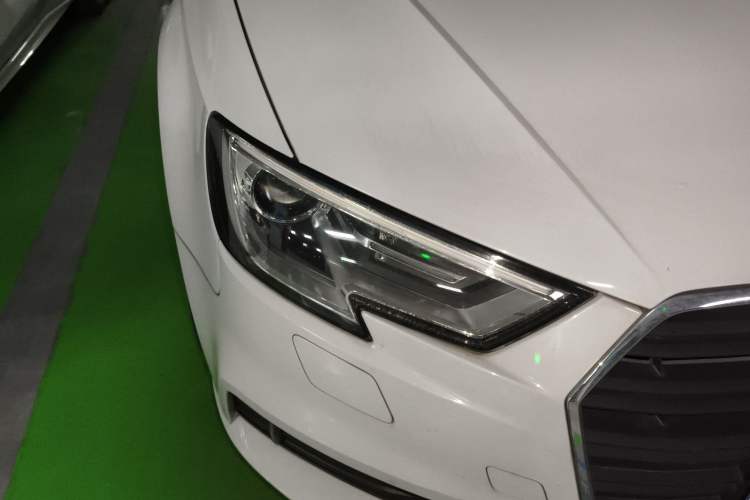 Used Audi A3 2018 30th Anniversary Edition Sportback 35 TFSI Ambition Model
