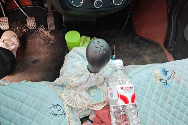 Used Wuling Rongguang S 2023 1.5L Base Version 5/7 Seats Gear Lever