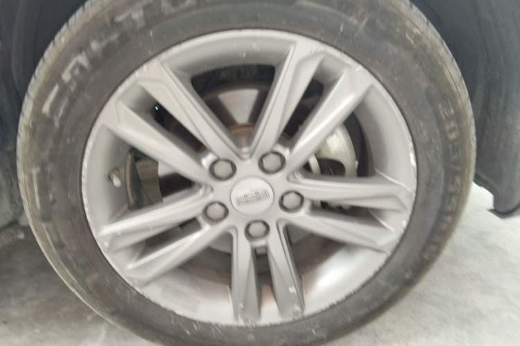 Used Geely Auto Emgrand 2017 Sedan Million Edition 1.5L CVT Upward Version