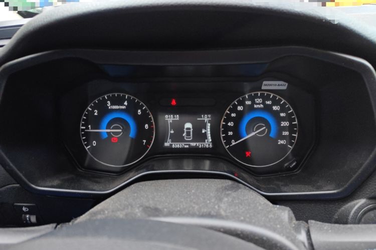 Used Dongfeng Fengon 580 2016 1.8L Manual Comfort Model
