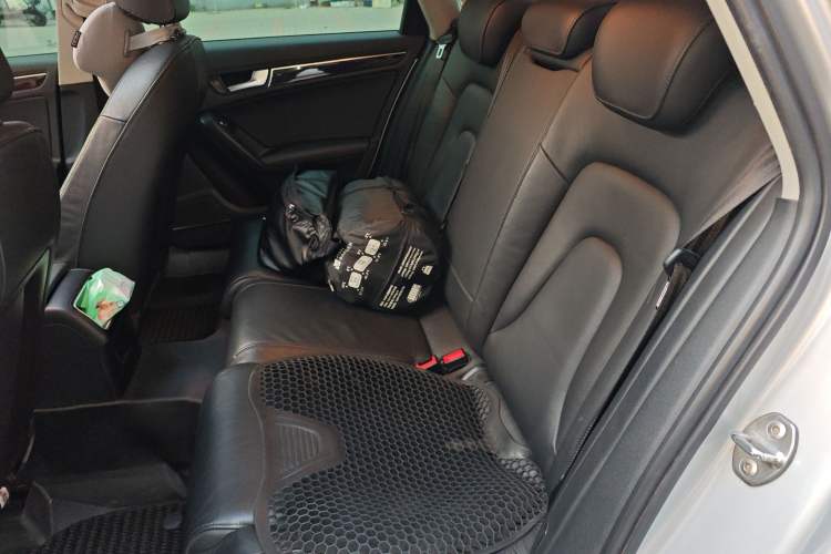 Used Audi A4L 2013 35 TFSI Automatic Standard Model
