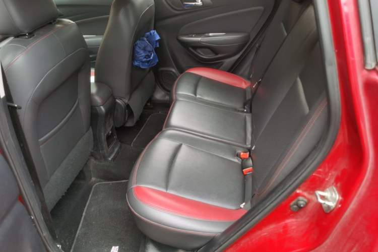 Used CHANGAN CS15 2016 1.5L Manual Luxury Edition
