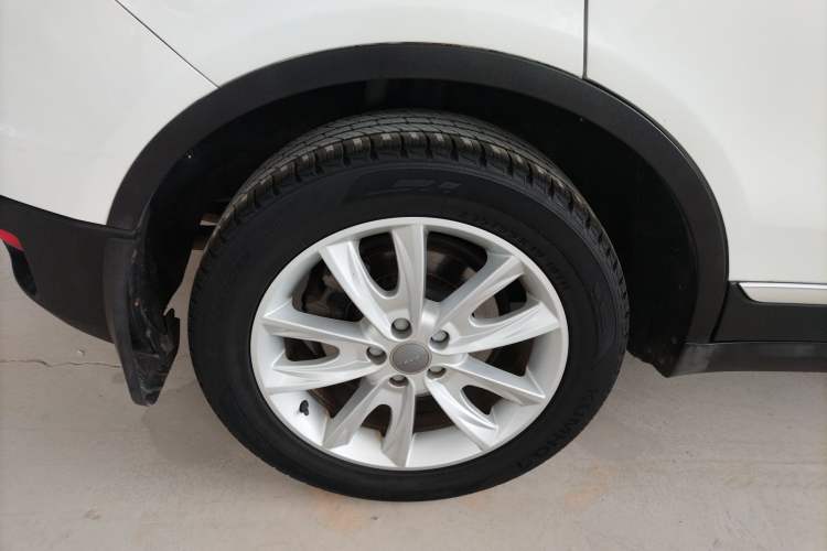 Used Haval H7 2016 Blue-Label H7 2.0T Automatic Luxury Model Right Rear Wheel Hub