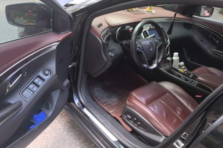 Used Buick LaCrosse 2013 2.4L SIDI Elite Comfort Version Driver Seat