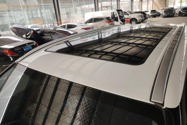 Used Toyota Highlander 2023 2.5L Smart Electric Hybrid Dual-Engine Four-Wheel Drive Prestige Version – 7 Seats Roof