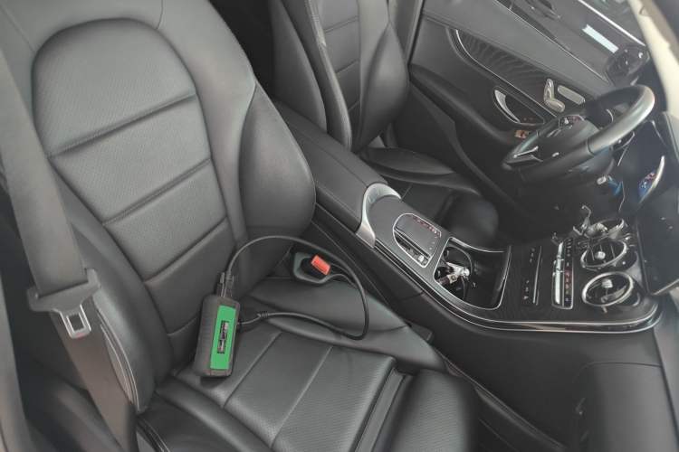 Used Mercedes-Benz C-Class 2019 Restyled C 260 L Sport Edition Right Front Seat