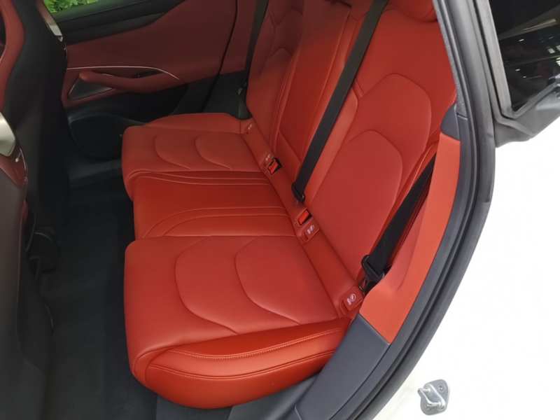 Used Xiaomi Auto SU7 2024 Rear-Drive Ultra-Long Range Advanced Pro-Level Intelligent Driving Version — 16