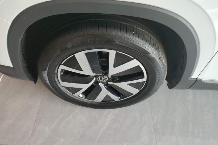 Used Volkswagen Tayron 2025 Zhongxiang Version 300TSI Exterior 4