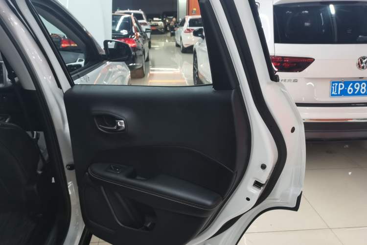 Used Jeep Compass 2017 200T Automatic Family Edition