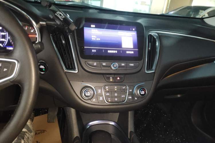 Used Chevrolet Malibu XL 2021 Redline 550T Automatic RuiLian Edition Audio And AC Panel