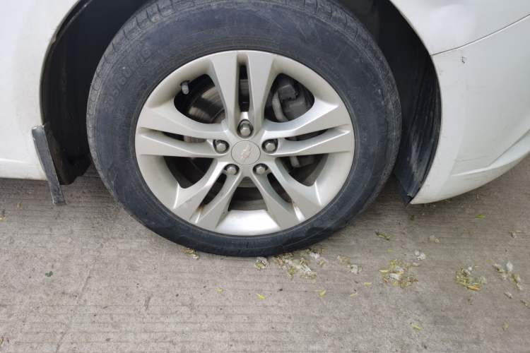 Used Chevrolet Cruze 2015 1.5L Classic SE MT