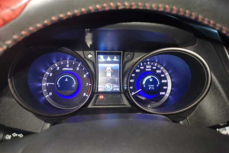 Used CHANGAN CS75 2016 1.8T Automatic Elite Model China V Standard